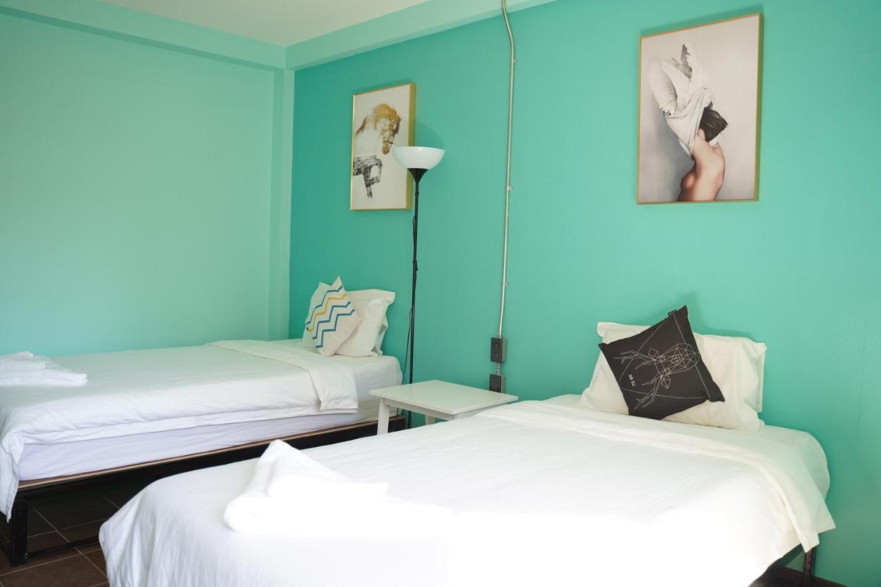 Elegant Lanna Guesthouse Chiang Mai Bagian luar foto