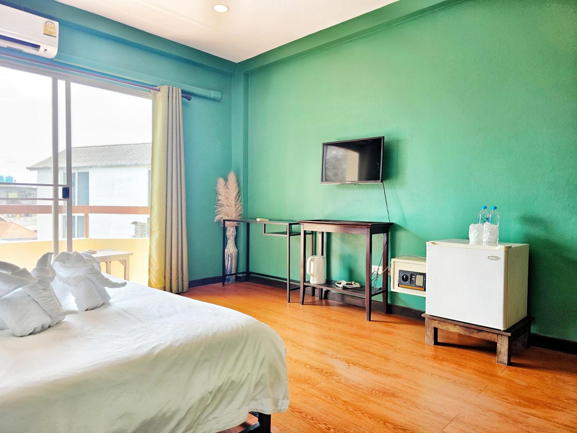 Elegant Lanna Guesthouse Chiang Mai Bagian luar foto