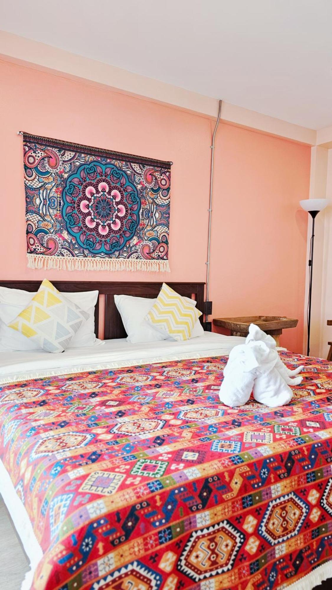 Elegant Lanna Guesthouse Chiang Mai Bagian luar foto