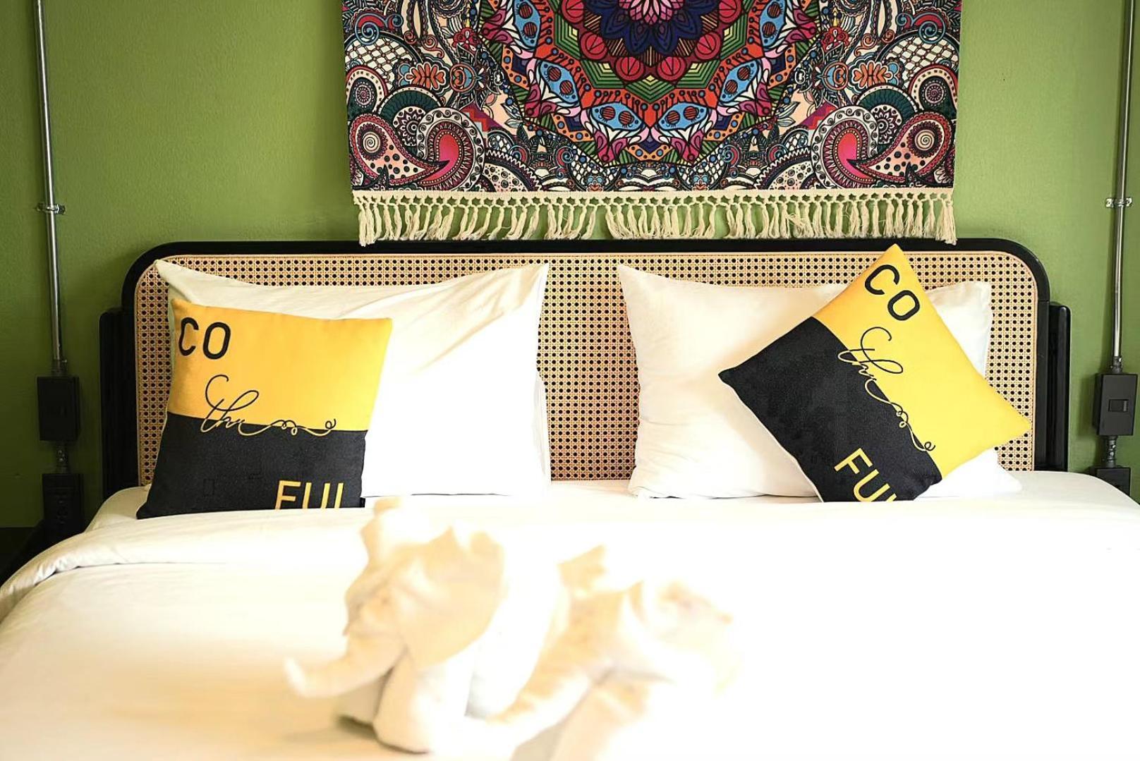 Elegant Lanna Guesthouse Chiang Mai Bagian luar foto