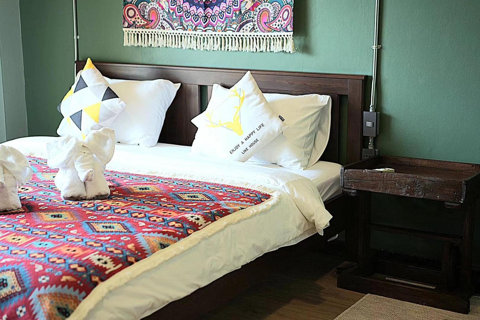 Elegant Lanna Guesthouse Chiang Mai Bagian luar foto