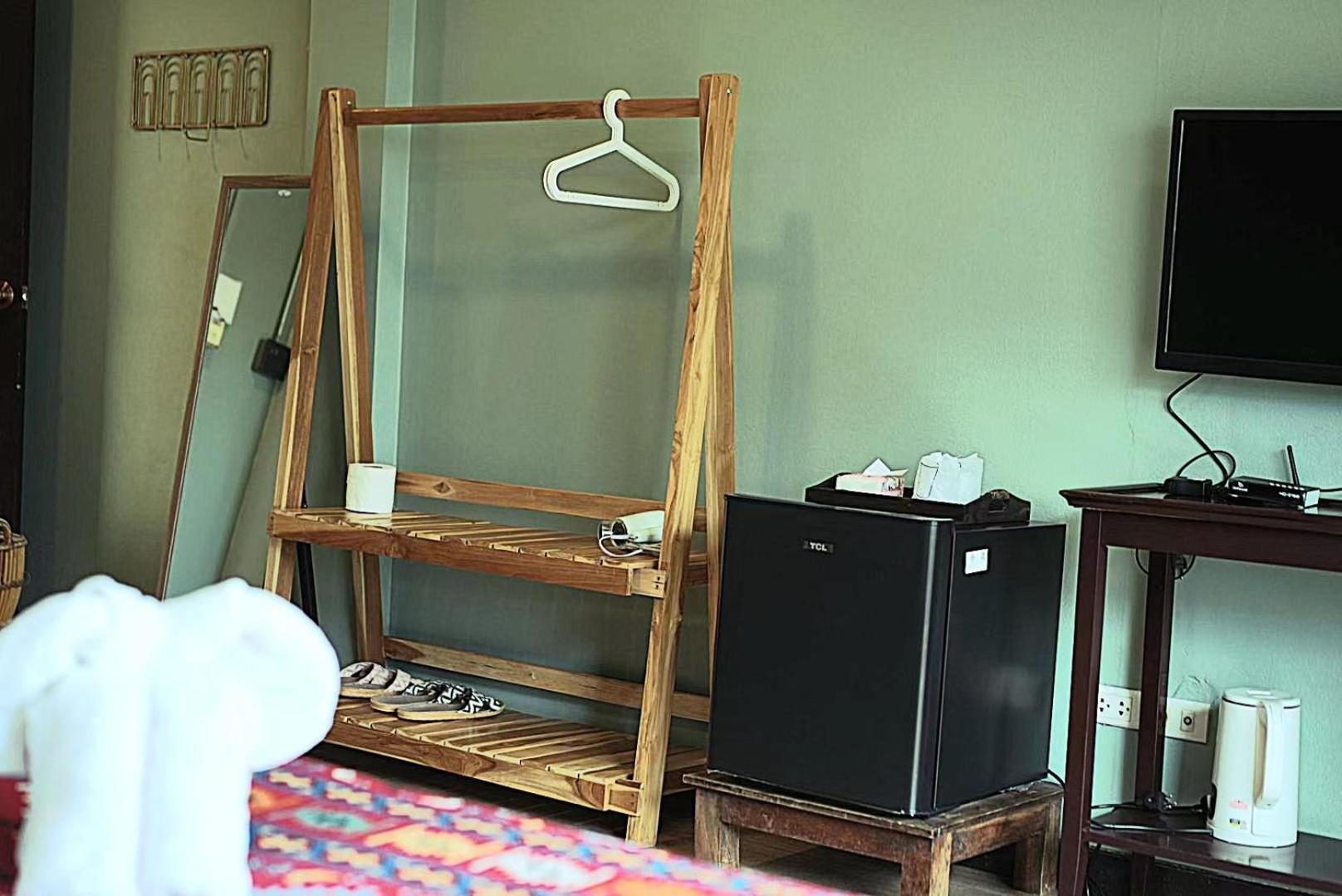 Elegant Lanna Guesthouse Chiang Mai Bagian luar foto