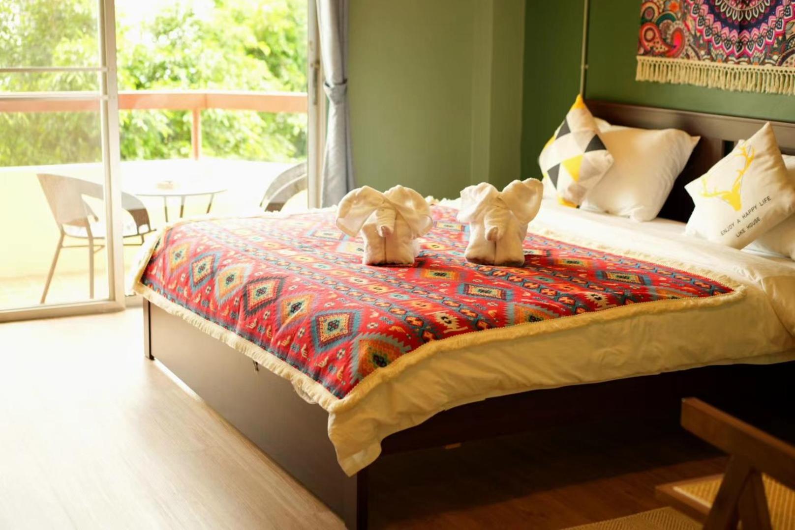 Elegant Lanna Guesthouse Chiang Mai Bagian luar foto
