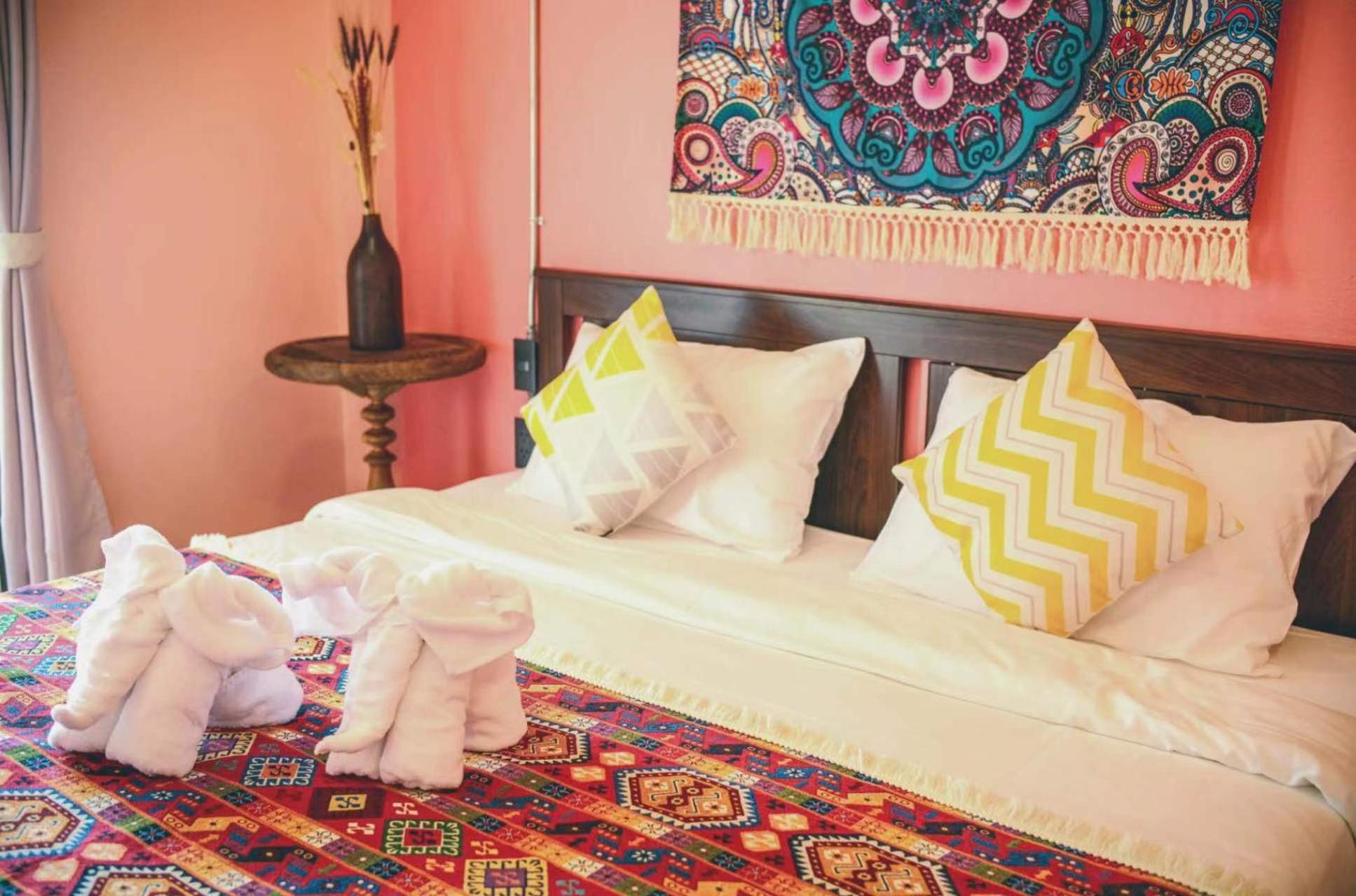 Elegant Lanna Guesthouse Chiang Mai Bagian luar foto
